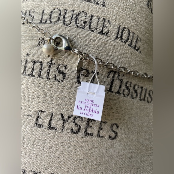 NWT Lia Sophia 17”-22” Pearl Necklace - Picture 6 of 16